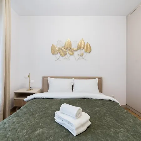 Posnania Deluxe By Bookinghost Apartment Poznan