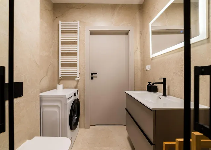 Apartment Posnania Deluxe By Bookinghost *